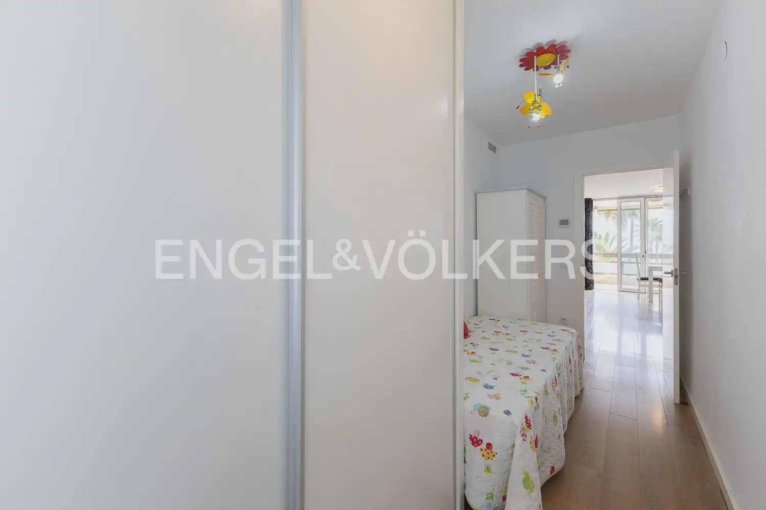 3 bedroom Flat for rent in La Pobla de Farnals with pool - € 1,600 (Ref: 10041786)