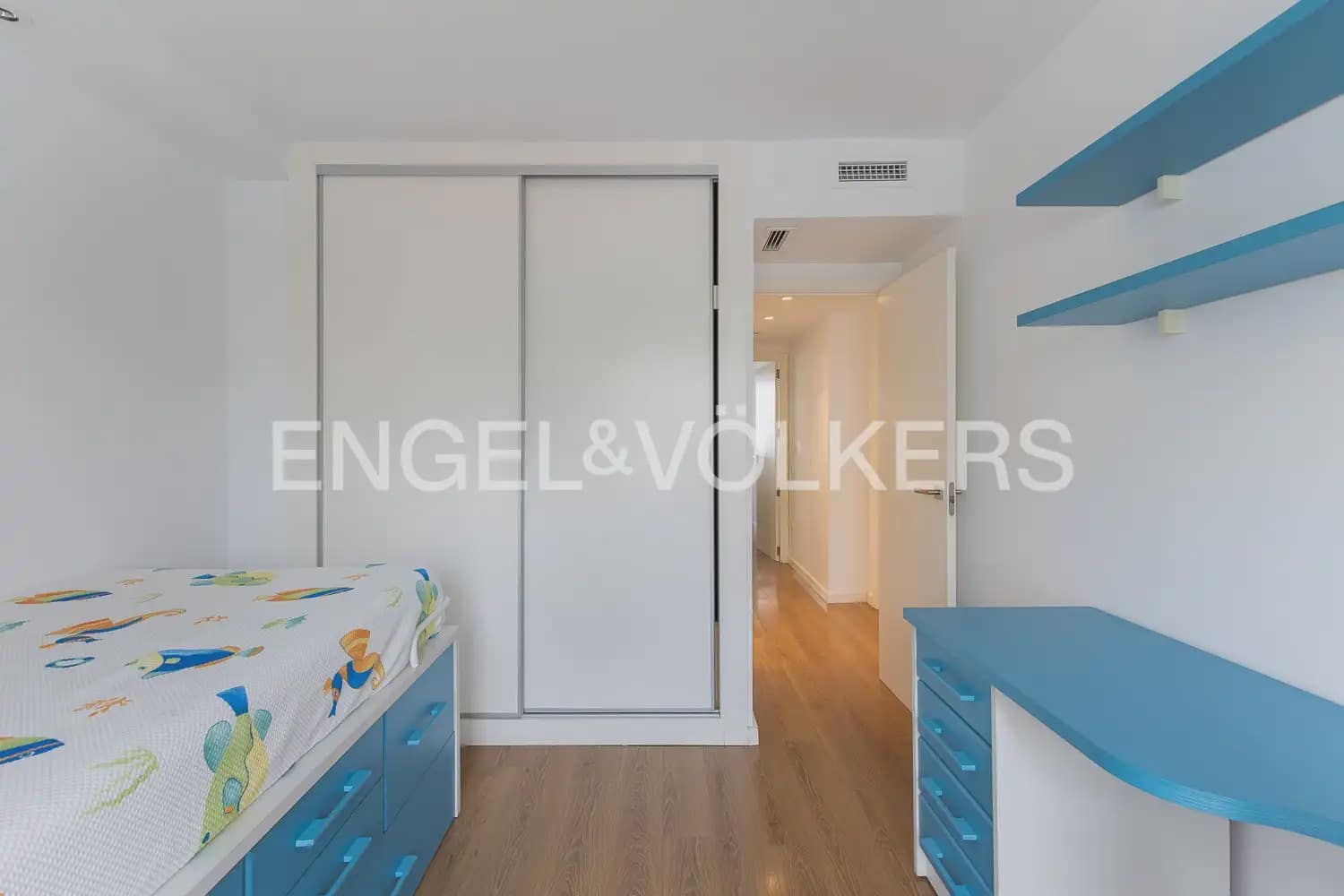 3 bedroom Flat for rent in La Pobla de Farnals with pool - € 1,600 (Ref: 10041786)