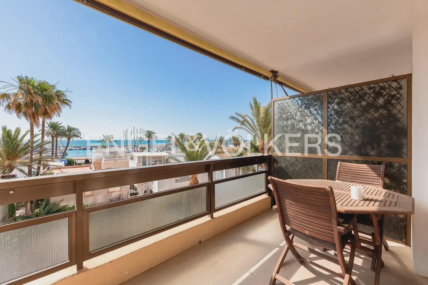 3 bedroom Flat for rent in La Pobla de Farnals with pool - € 1,600 (Ref: 10041786)