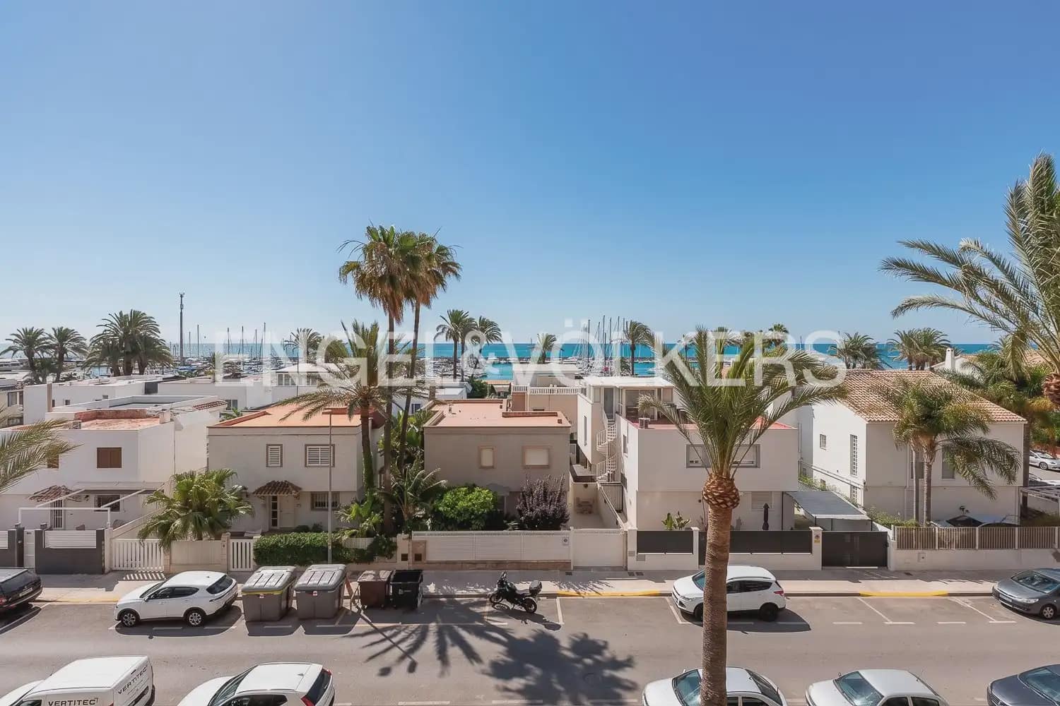 3 bedroom Flat for rent in La Pobla de Farnals with pool - € 1,600 (Ref: 10041786)