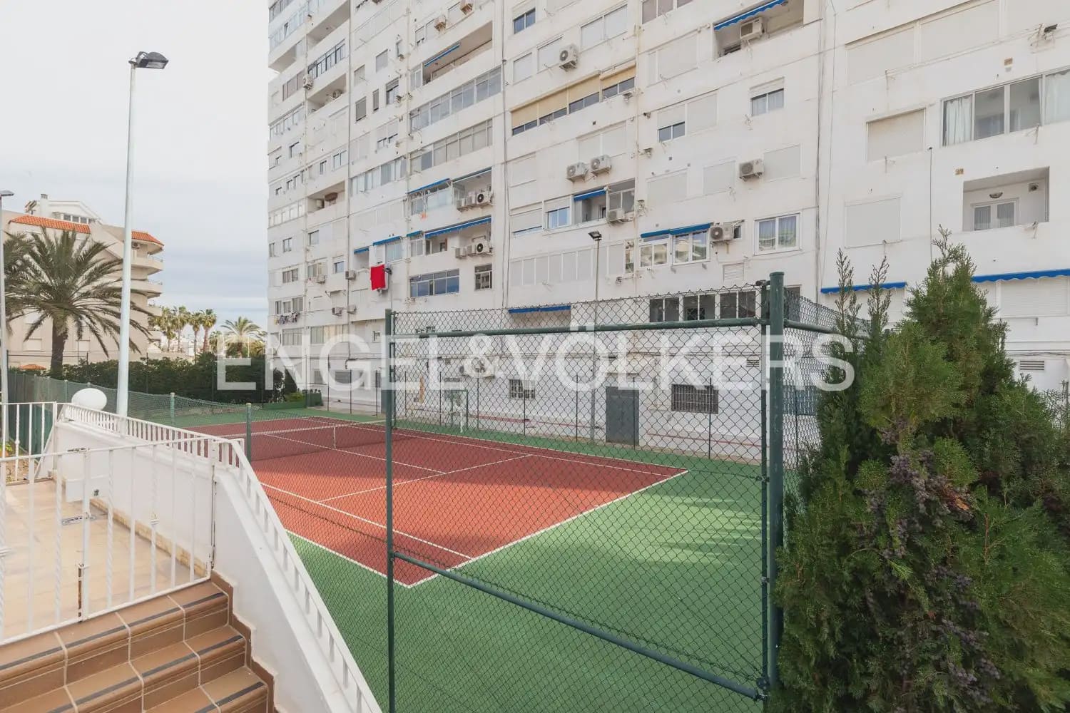 3 bedroom Flat for rent in La Pobla de Farnals with pool - € 1,600 (Ref: 10041786)