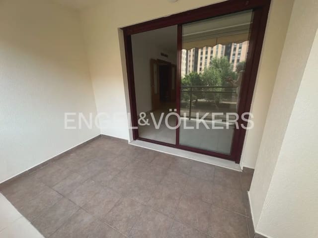 Appartement de 2 chambres à louer à Penya-Roja, Valence ville - 2 000 € (Ref: 10041787)