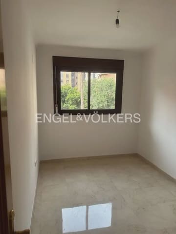 Appartement de 2 chambres à louer à Penya-Roja, Valence ville - 2 000 € (Ref: 10041787)