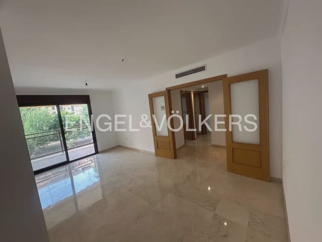 Appartement de 2 chambres à louer à Penya-Roja, Valence ville - 2 000 € (Ref: 10041787)