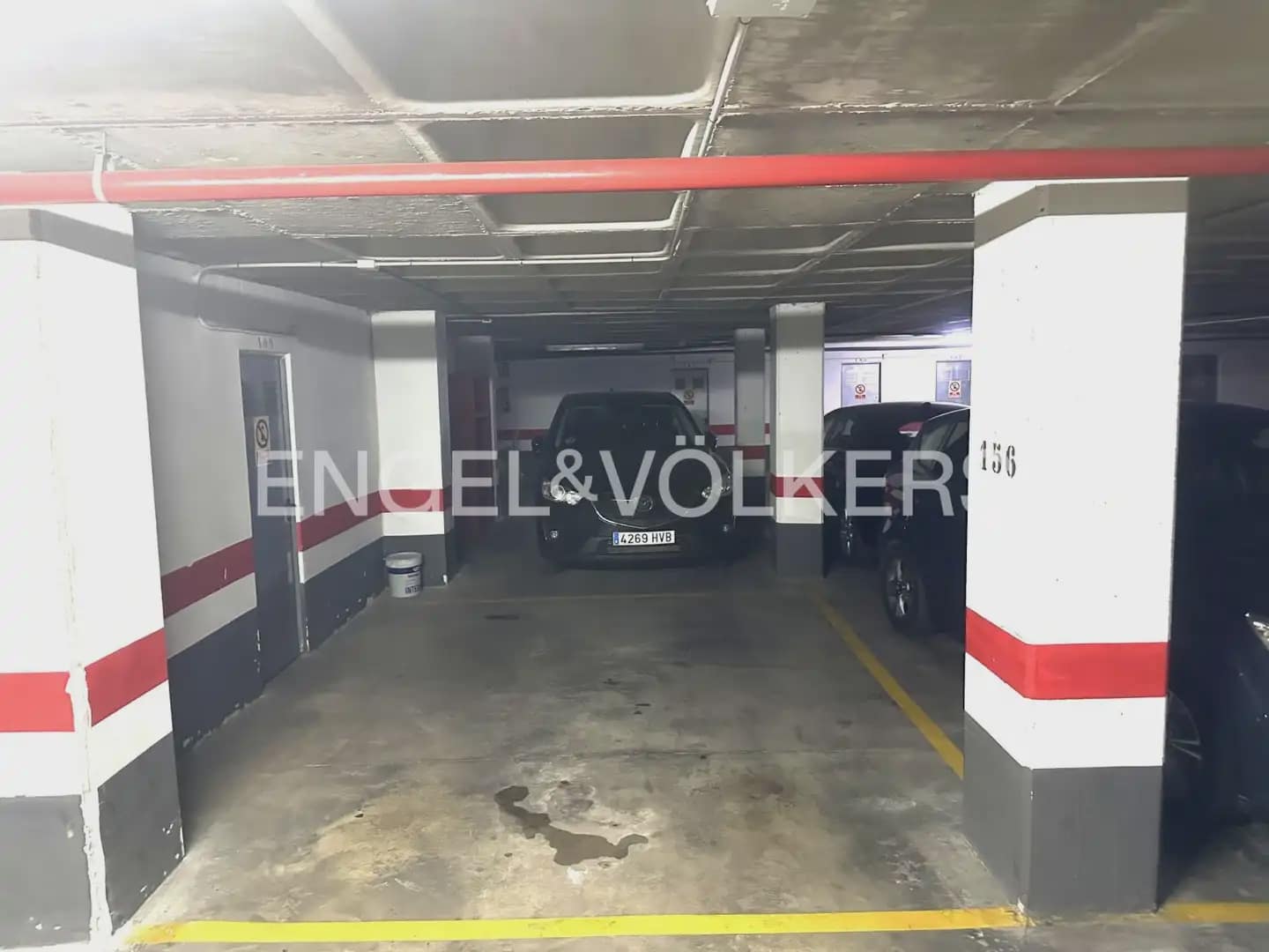 Appartement de 2 chambres à louer à Valence ville avec piscine garage - 2 000 € (Ref: 10041787)