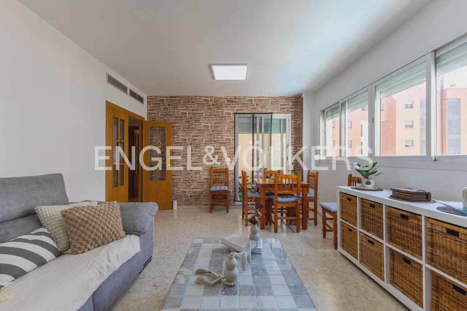 4 soverom Leilighet til leie i Paterna med svømmebasseng garasje - € 1 600 (Ref: 10041788)