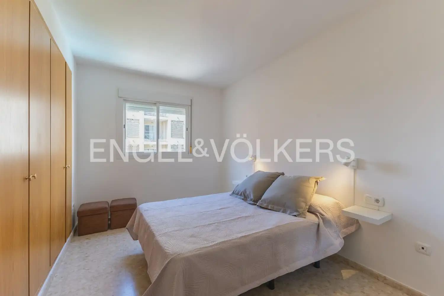 4 soverom Leilighet til leie i Paterna med svømmebasseng garasje - € 1 600 (Ref: 10041788)