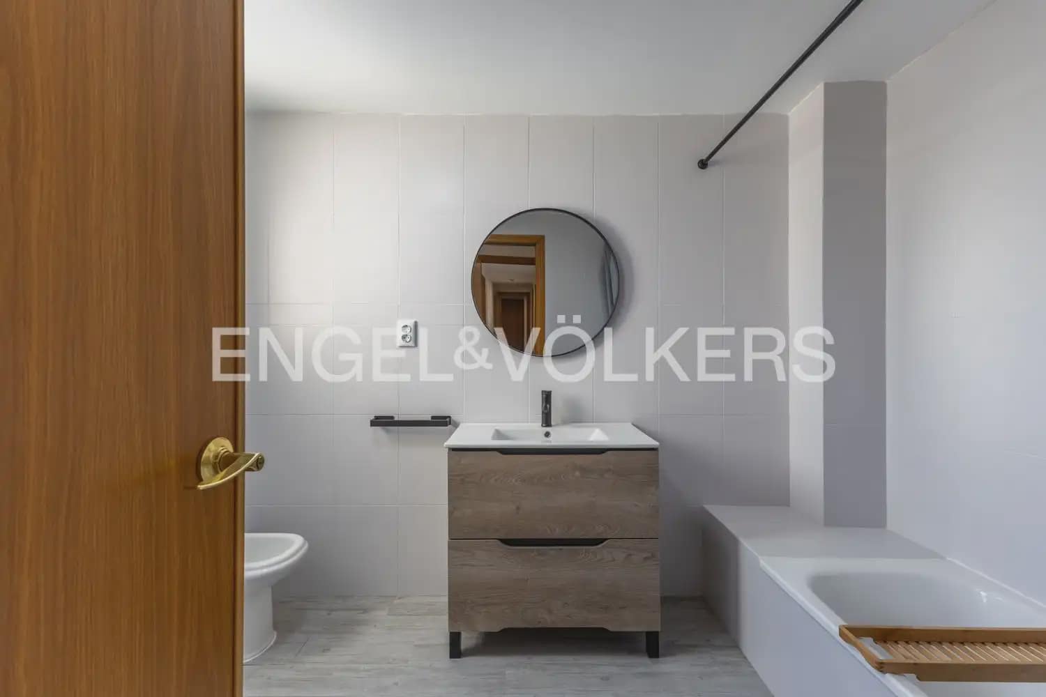 4 soverom Leilighet til leie i Paterna med svømmebasseng garasje - € 1 600 (Ref: 10041788)