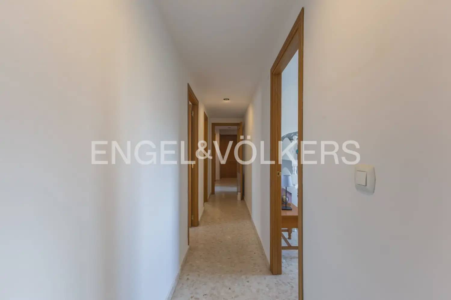 4 soverom Leilighet til leie i Paterna med svømmebasseng garasje - € 1 600 (Ref: 10041788)
