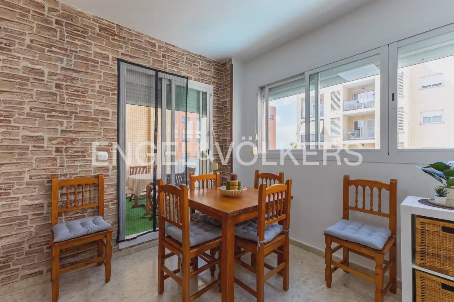 4 soverom Leilighet til leie i Paterna med svømmebasseng garasje - € 1 600 (Ref: 10041788)