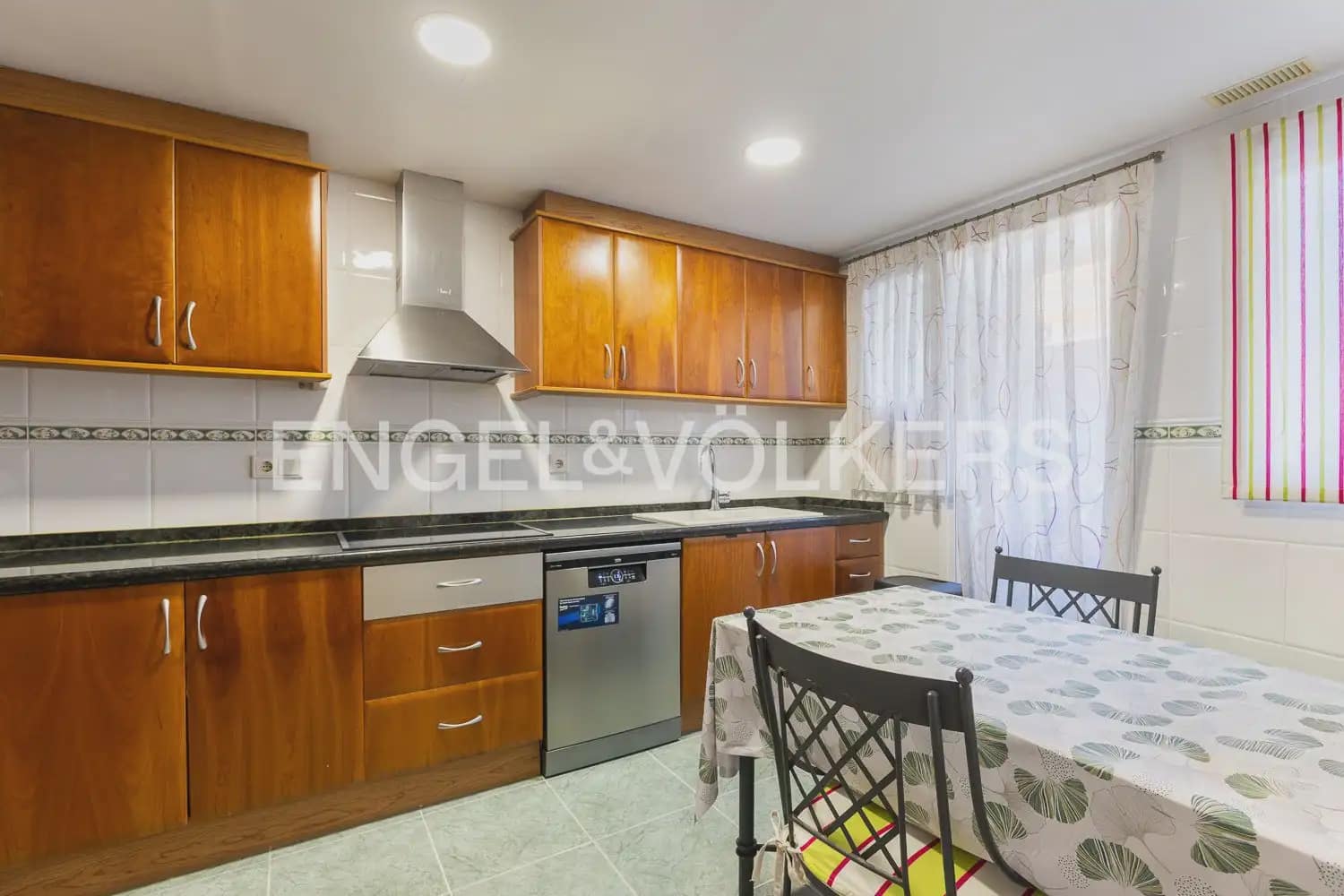 3 camera da letto Casa da affittare in Tavernes Blanques con piscina garage - 2.300 € (Rif: 10041789)