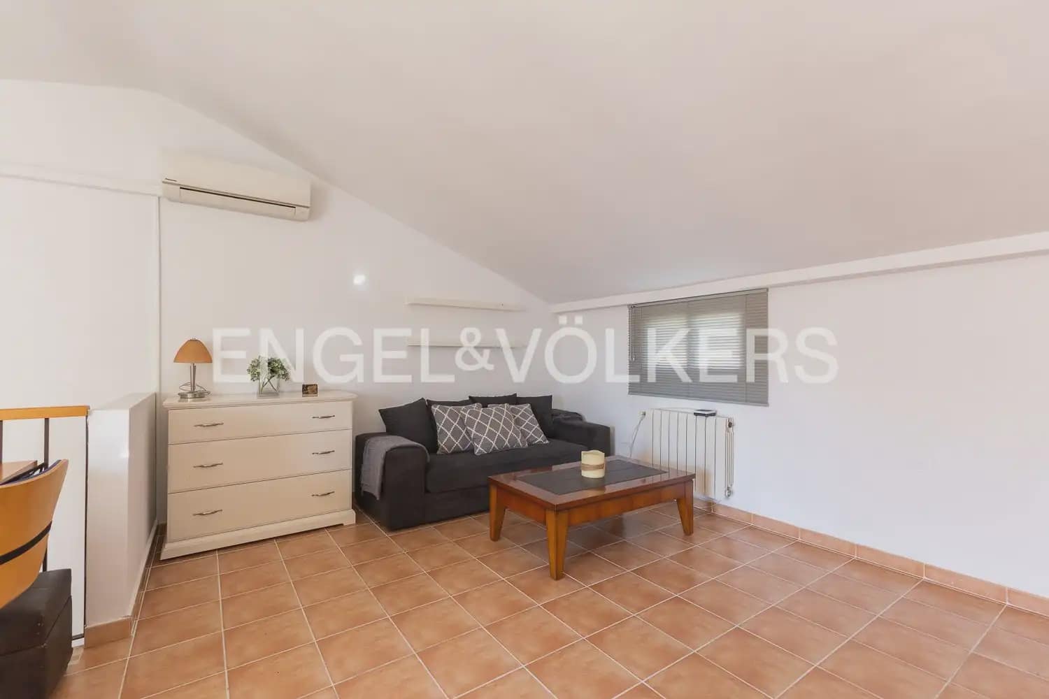3 camera da letto Casa da affittare in Tavernes Blanques con piscina garage - 2.300 € (Rif: 10041789)