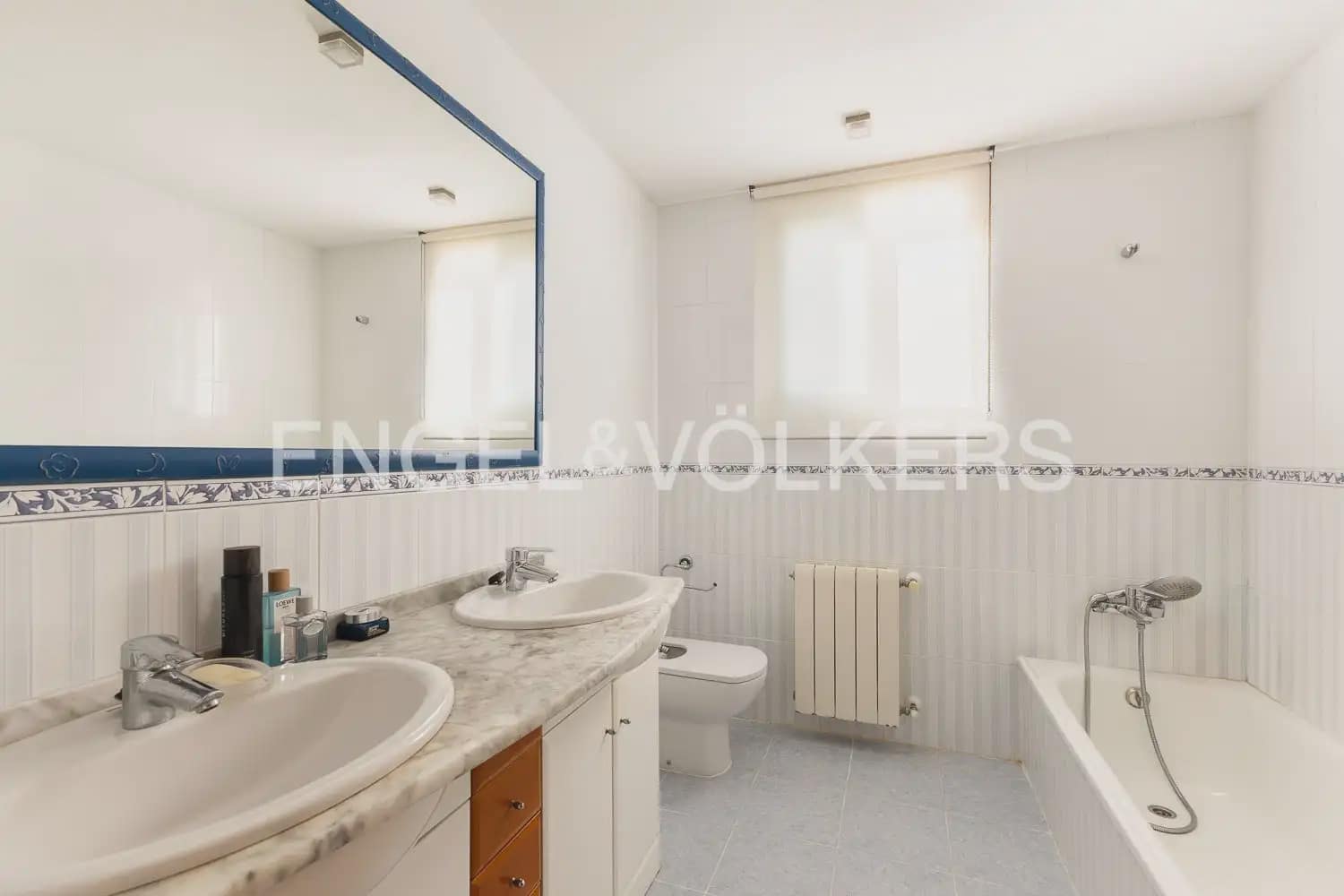 3 camera da letto Casa da affittare in Tavernes Blanques con piscina garage - 2.300 € (Rif: 10041789)