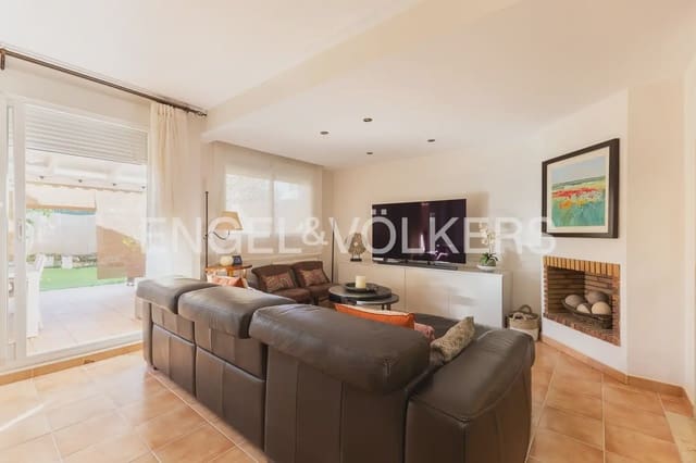3 camera da letto Casa da affittare in Tavernes Blanques con piscina garage - 2.300 € (Rif: 10041789)