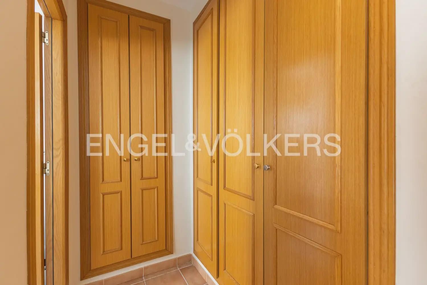 3 camera da letto Casa da affittare in Tavernes Blanques con piscina garage - 2.300 € (Rif: 10041789)