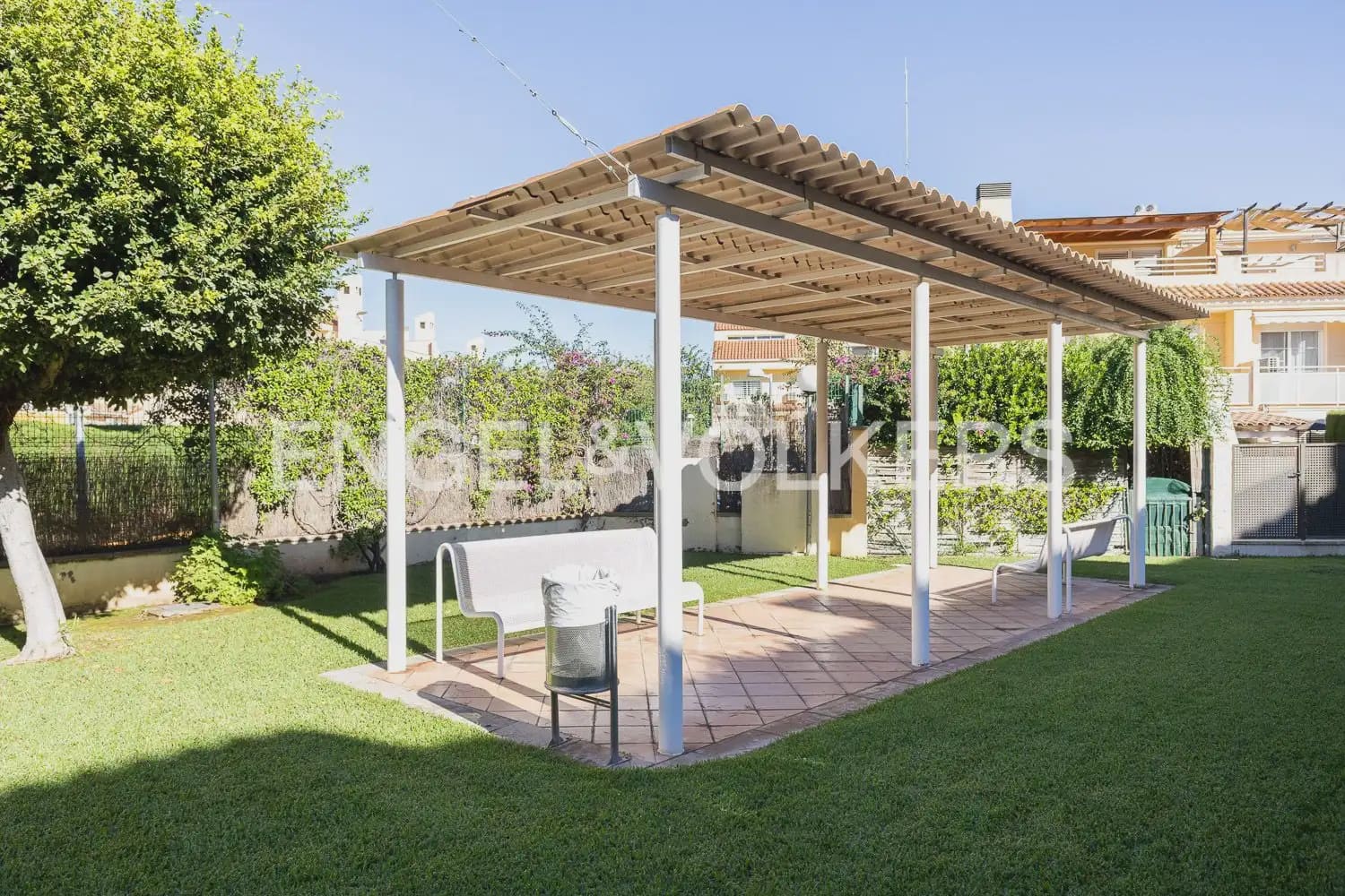 3 camera da letto Casa da affittare in Tavernes Blanques con piscina garage - 2.300 € (Rif: 10041789)