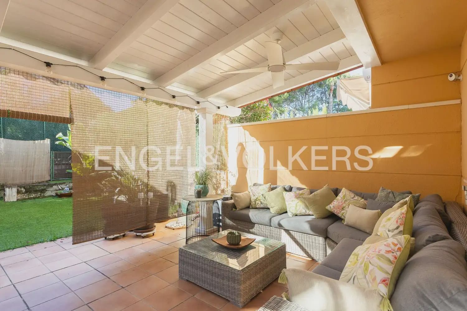 3 camera da letto Casa da affittare in Tavernes Blanques con piscina garage - 2.300 € (Rif: 10041789)