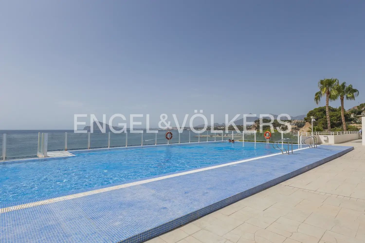2 slaapkamer Flat te huur in Altea met zwembad garage - € 1.400 (Ref: 10041929)