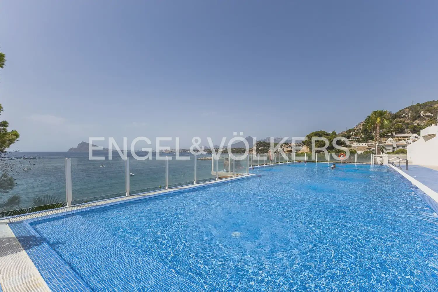 2 slaapkamer Flat te huur in Altea met zwembad garage - € 1.400 (Ref: 10041929)