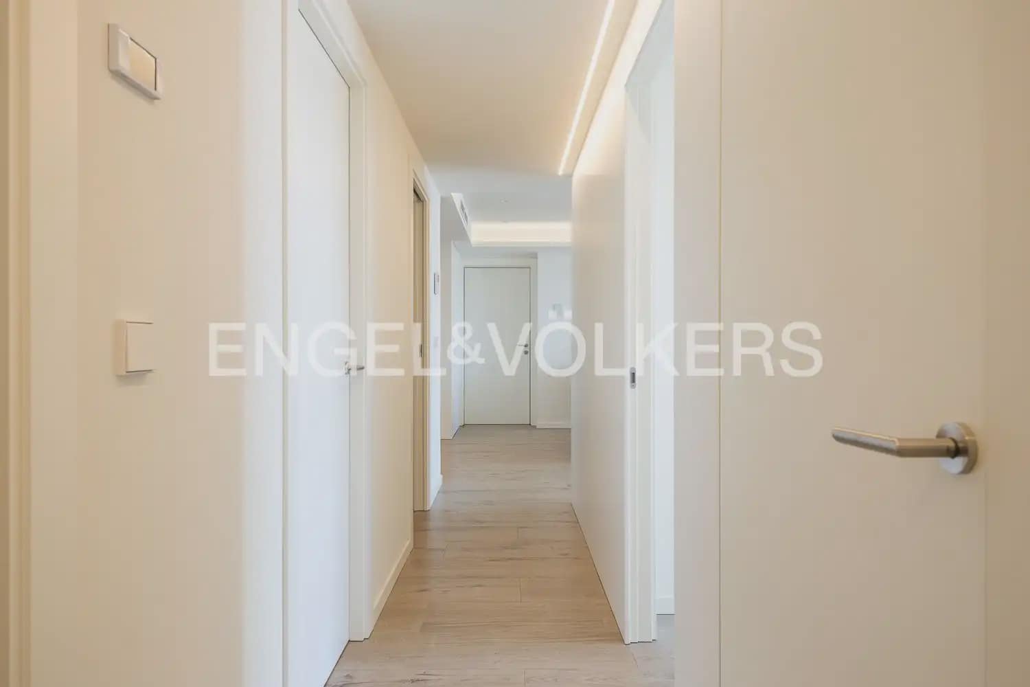 Appartement de 3 chambres à louer à Pedreguer avec piscine garage - 2 700 € (Ref: 10042257)