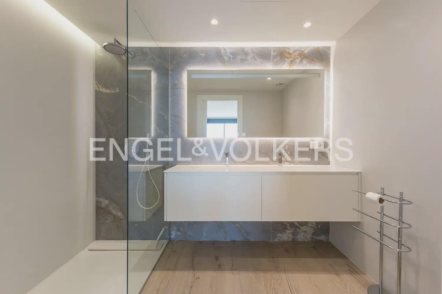 Appartement de 3 chambres à louer à Pedreguer avec piscine garage - 2 700 € (Ref: 10042257)