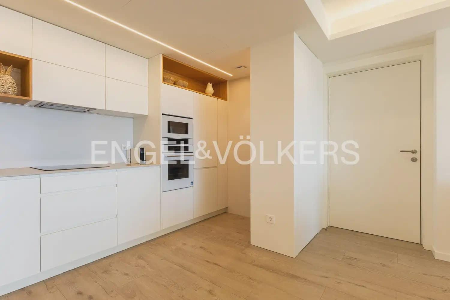Appartement de 3 chambres à louer à Pedreguer avec piscine garage - 2 700 € (Ref: 10042257)