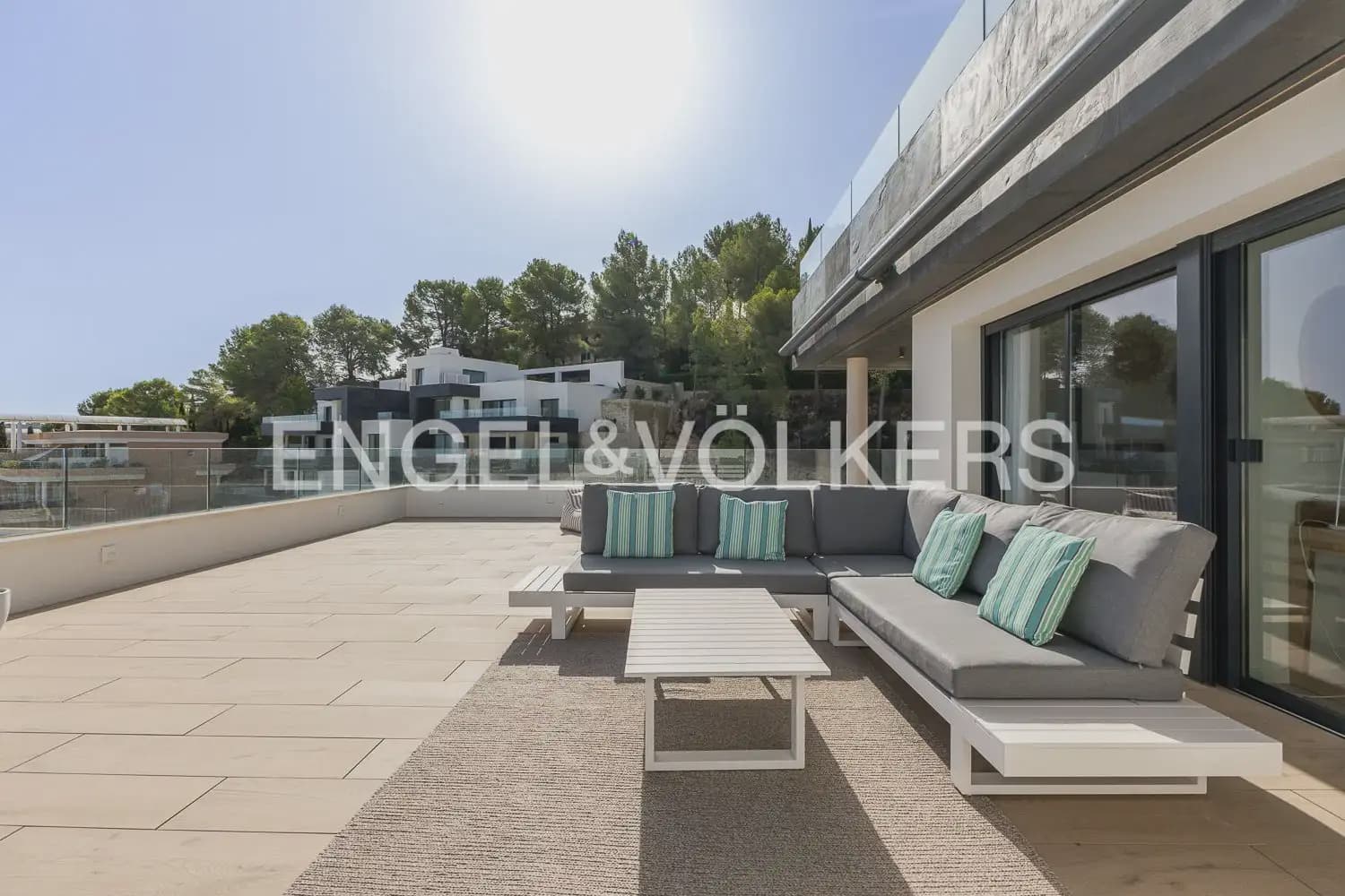 Appartement de 3 chambres à louer à Pedreguer avec piscine garage - 2 700 € (Ref: 10042257)