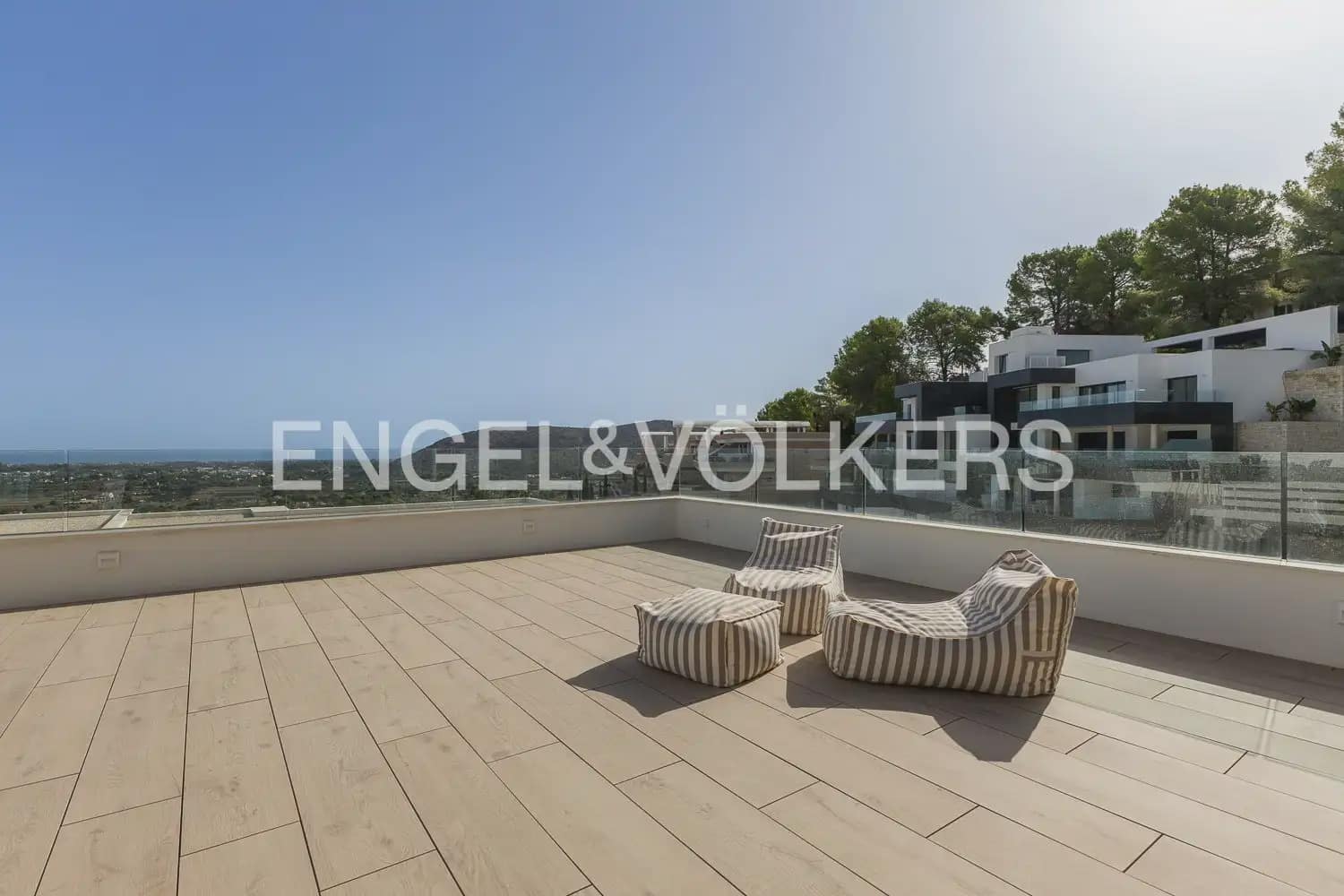 Appartement de 3 chambres à louer à Pedreguer avec piscine garage - 2 700 € (Ref: 10042257)