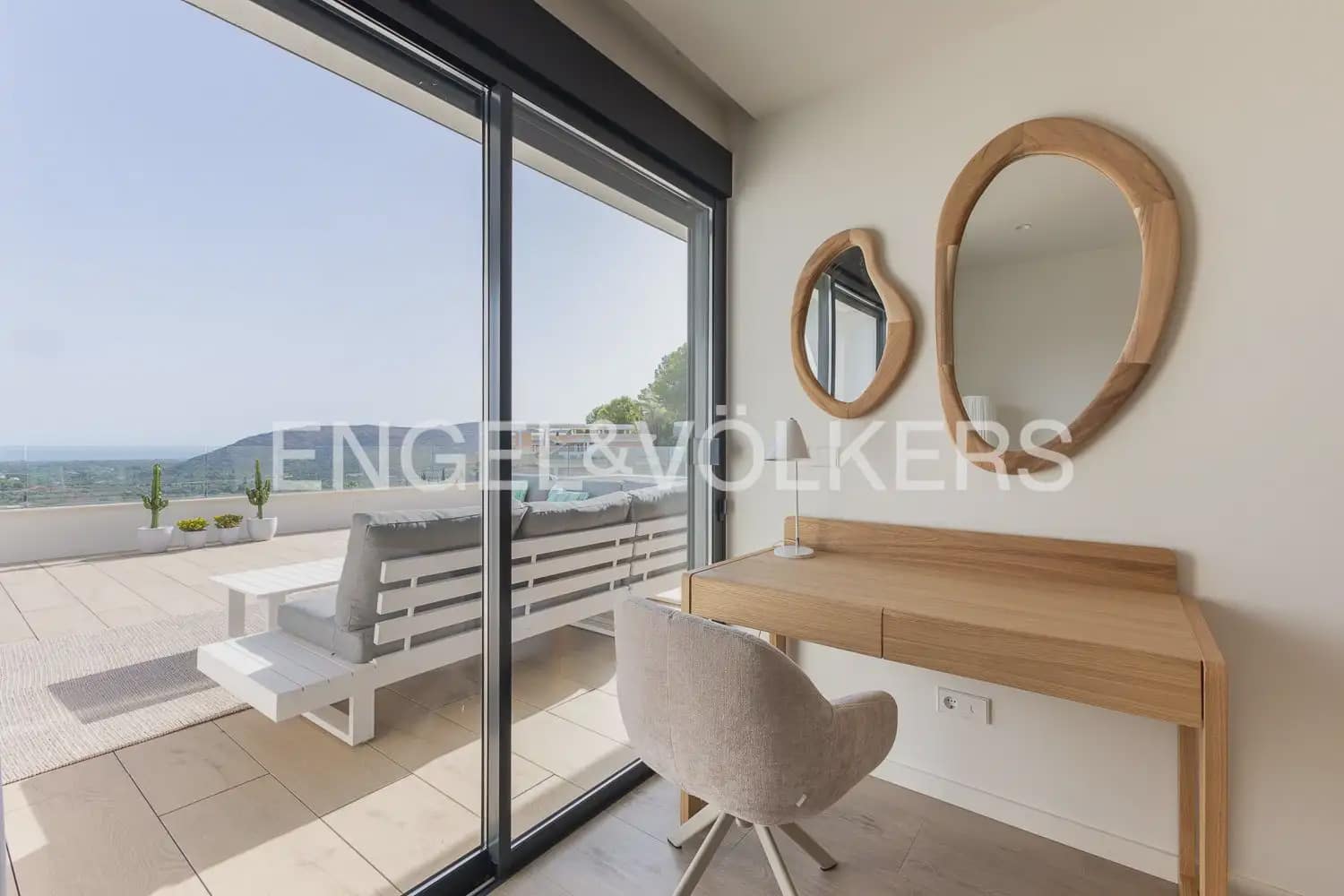 Appartement de 3 chambres à louer à Pedreguer avec piscine garage - 2 700 € (Ref: 10042257)