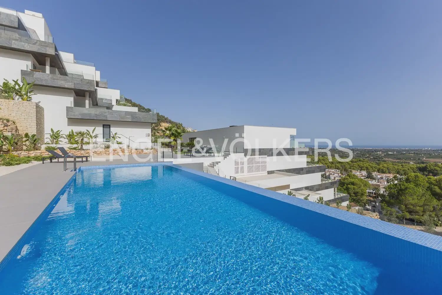 Appartement de 3 chambres à louer à Pedreguer avec piscine garage - 2 700 € (Ref: 10042257)