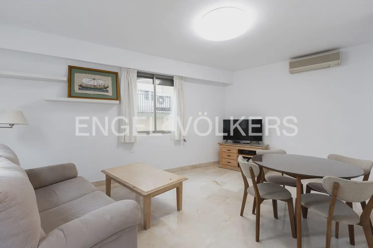 4 Zimmer Wohnung zu vermieten in Valencia Stadt - 2.000 € (Ref: 10043452)