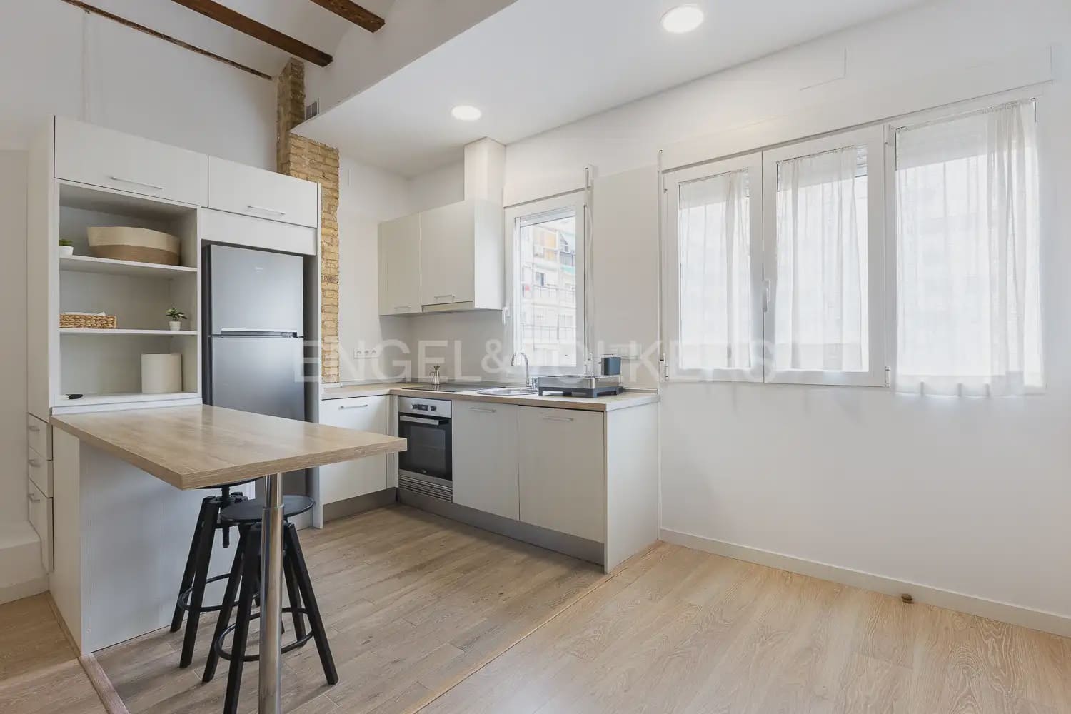 2 sovrum Lägenhet att hyra i Valencia stad - 1 800 € (Ref: 10043454)