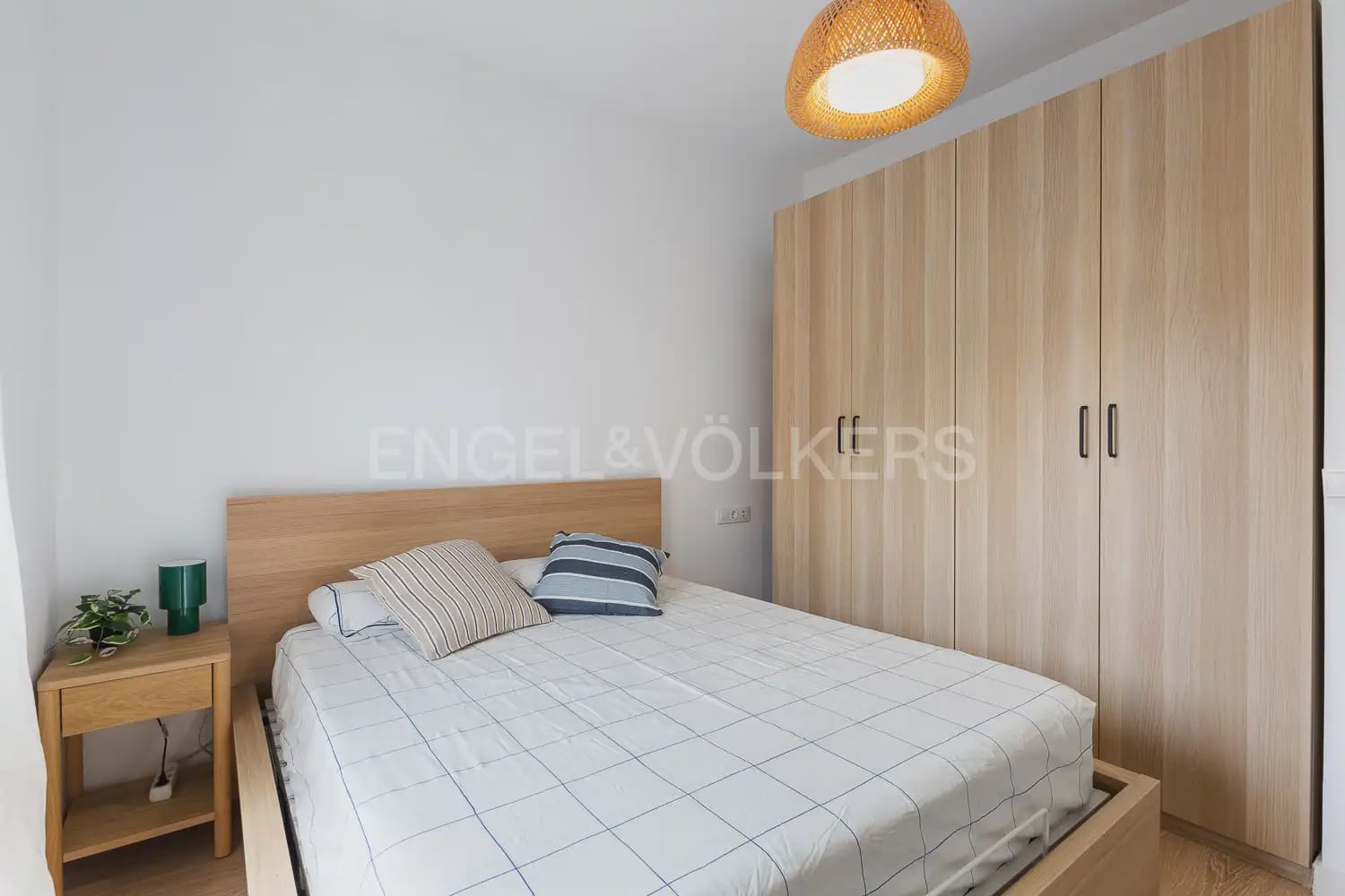 2 sovrum Lägenhet att hyra i Valencia stad - 1 800 € (Ref: 10043454)