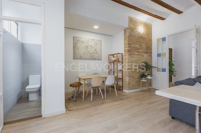 Appartement de 2 chambres à louer à Russafa, Valence ville - 1 800 € (Ref: 10043454)