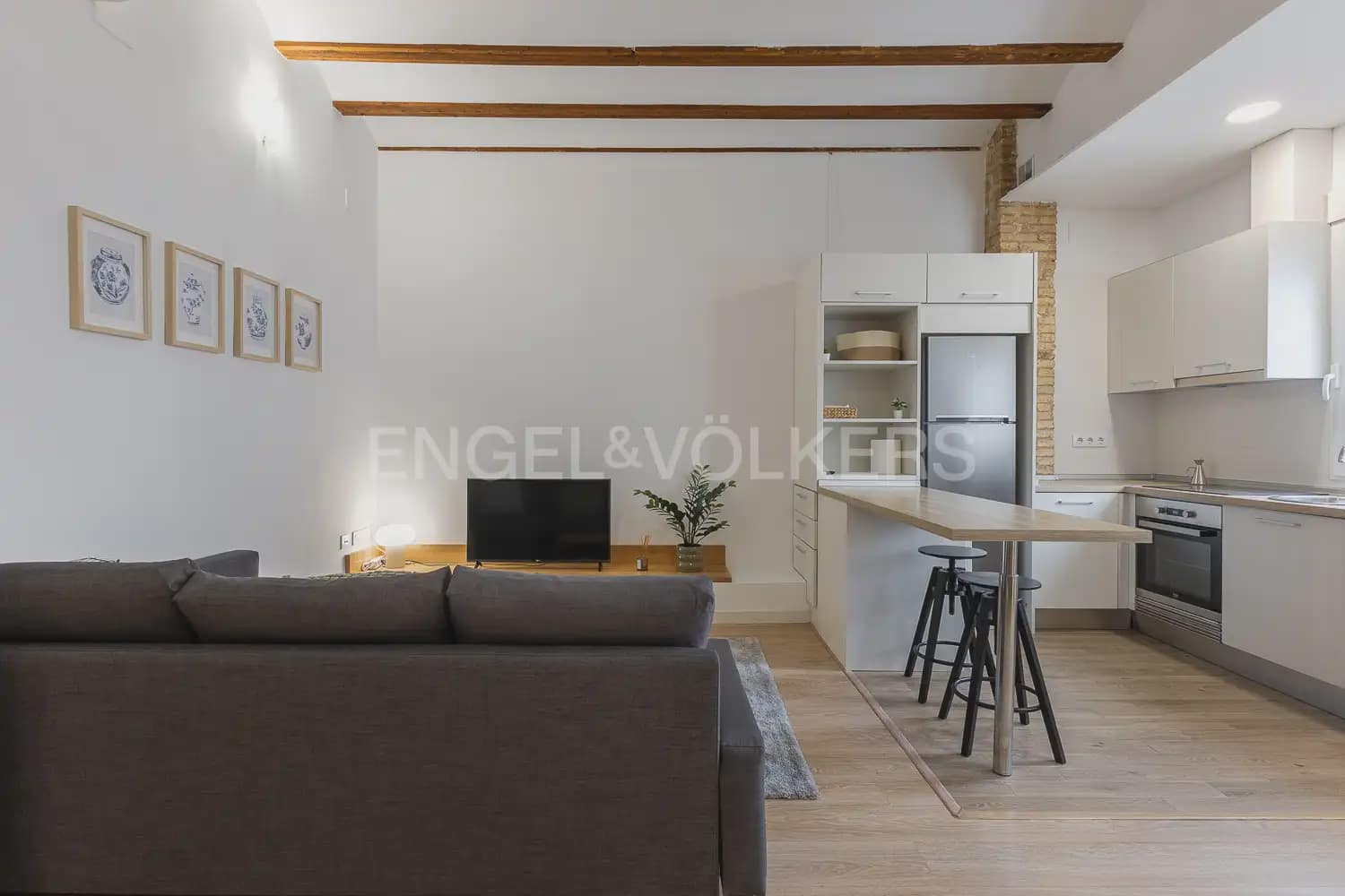 2 sovrum Lägenhet att hyra i Valencia stad - 1 800 € (Ref: 10043454)