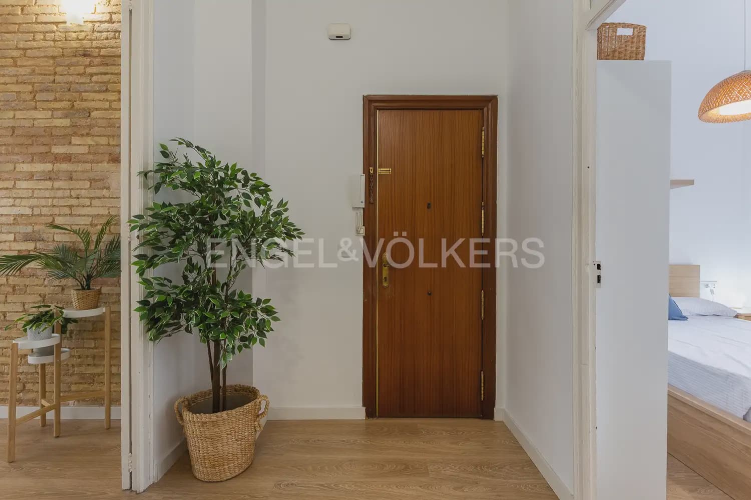2 sovrum Lägenhet att hyra i Valencia stad - 1 800 € (Ref: 10043454)