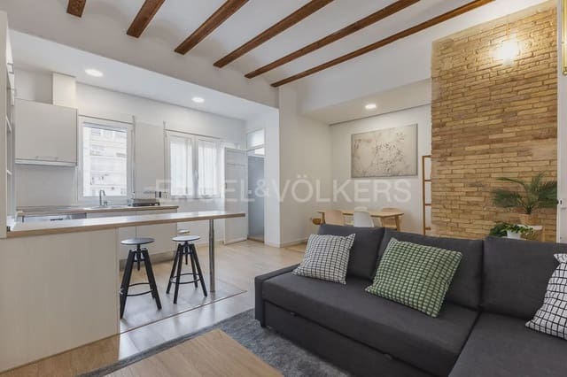 Appartement de 2 chambres à louer à Russafa, Valence ville - 1 800 € (Ref: 10043454)