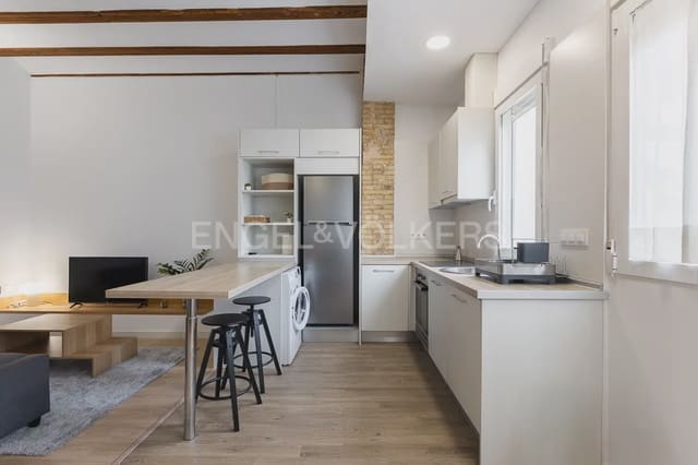 Appartement de 2 chambres à louer à Russafa, Valence ville - 1 800 € (Ref: 10043454)