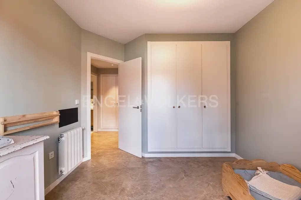 Appartement de 2 chambres à louer à Valence ville avec garage - 2 300 € (Ref: 10043455)