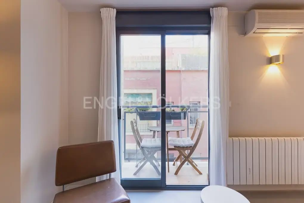 Appartement de 2 chambres à louer à Valence ville avec garage - 2 300 € (Ref: 10043455)