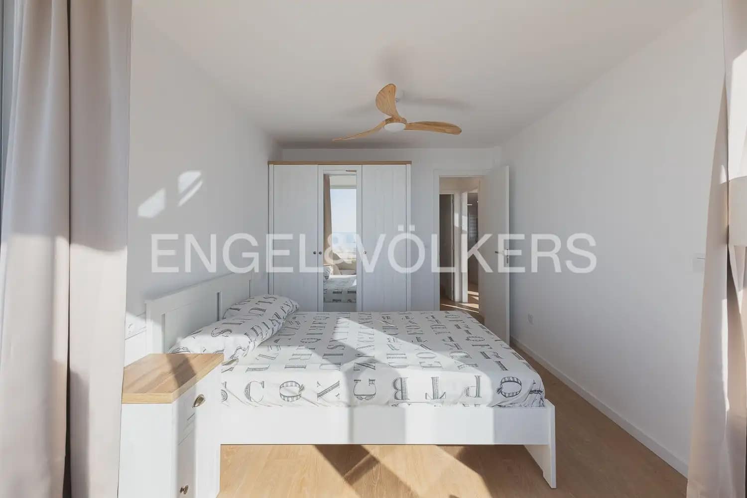 Appartement de 2 chambres à louer à La Pobla de Farnals avec piscine - 1 150 € (Ref: 10043456)