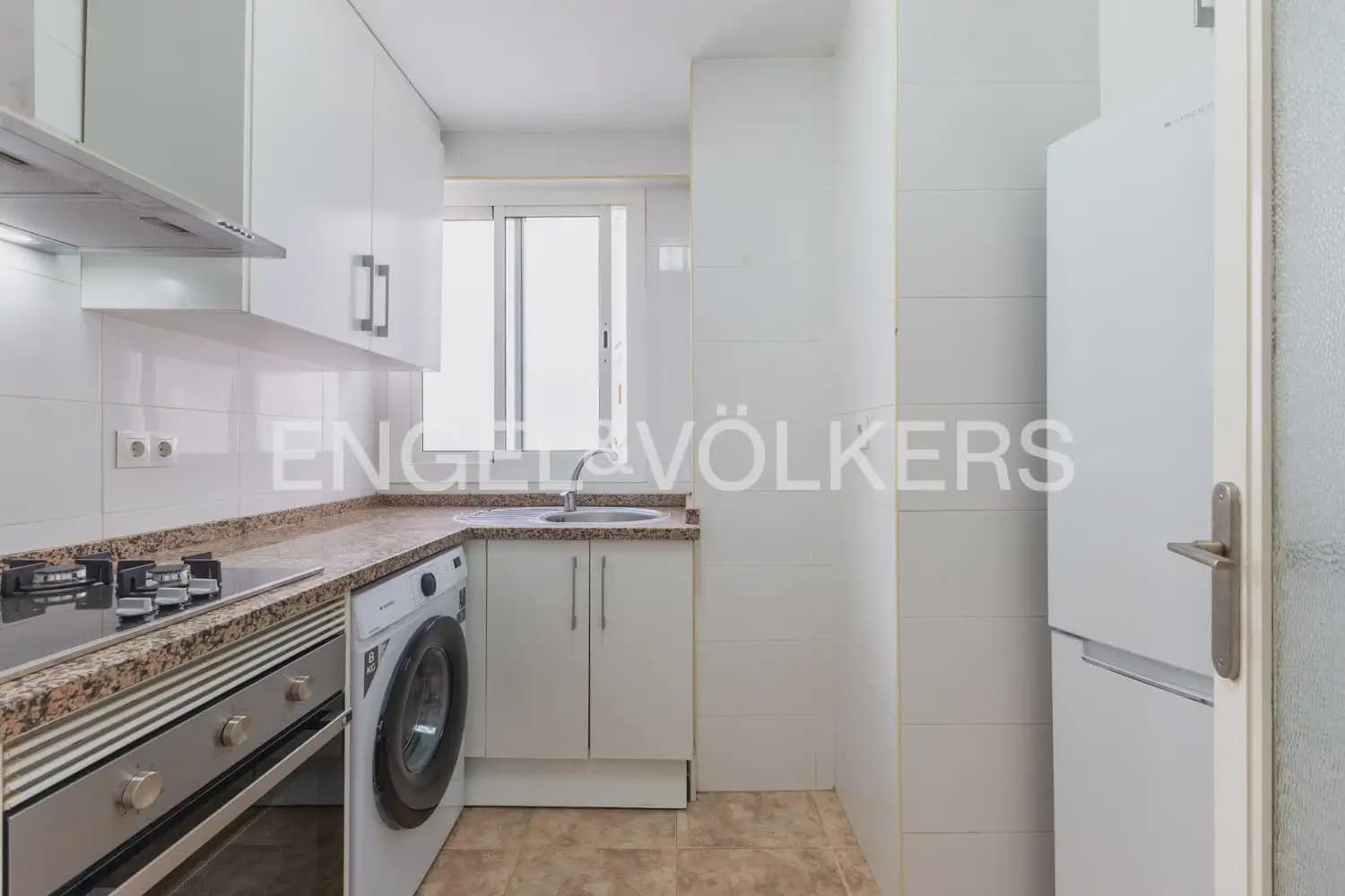 4 slaapkamer Flat te koop in Valencia stad - € 280.000 (Ref: 10043571)