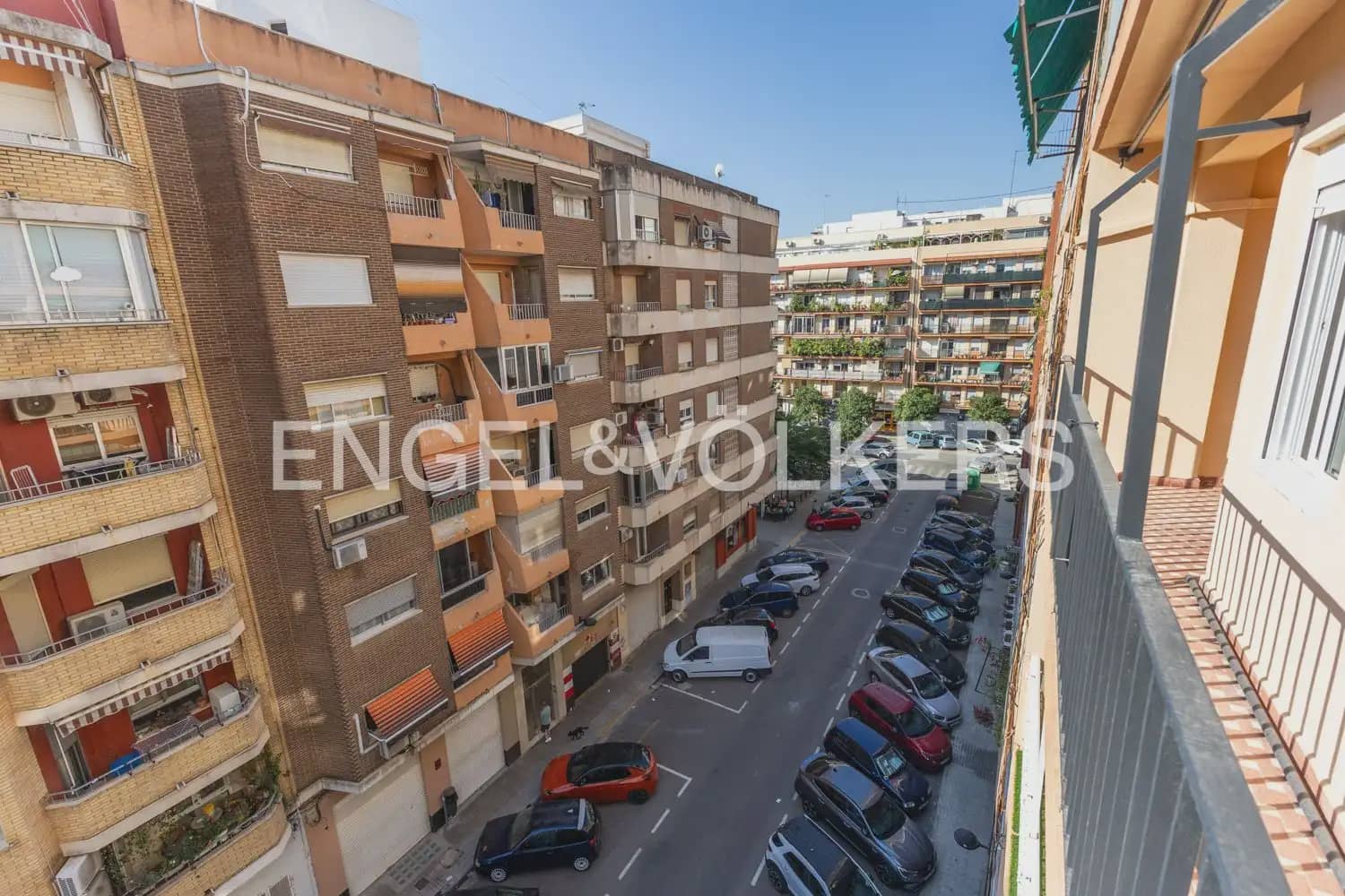4 slaapkamer Flat te koop in Valencia stad - € 280.000 (Ref: 10043571)