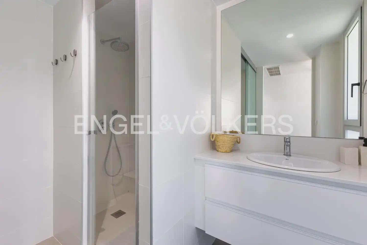 3 slaapkamer Penthouse te huur in Javea / Xabia met zwembad garage - € 2.600 (Ref: 10044168)