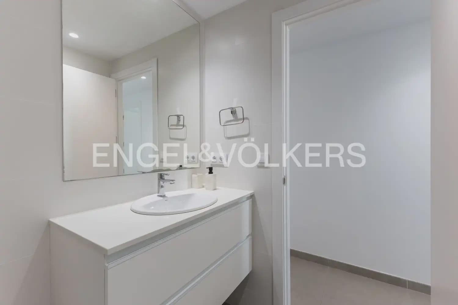 3 slaapkamer Penthouse te huur in Javea / Xabia met zwembad garage - € 2.600 (Ref: 10044168)