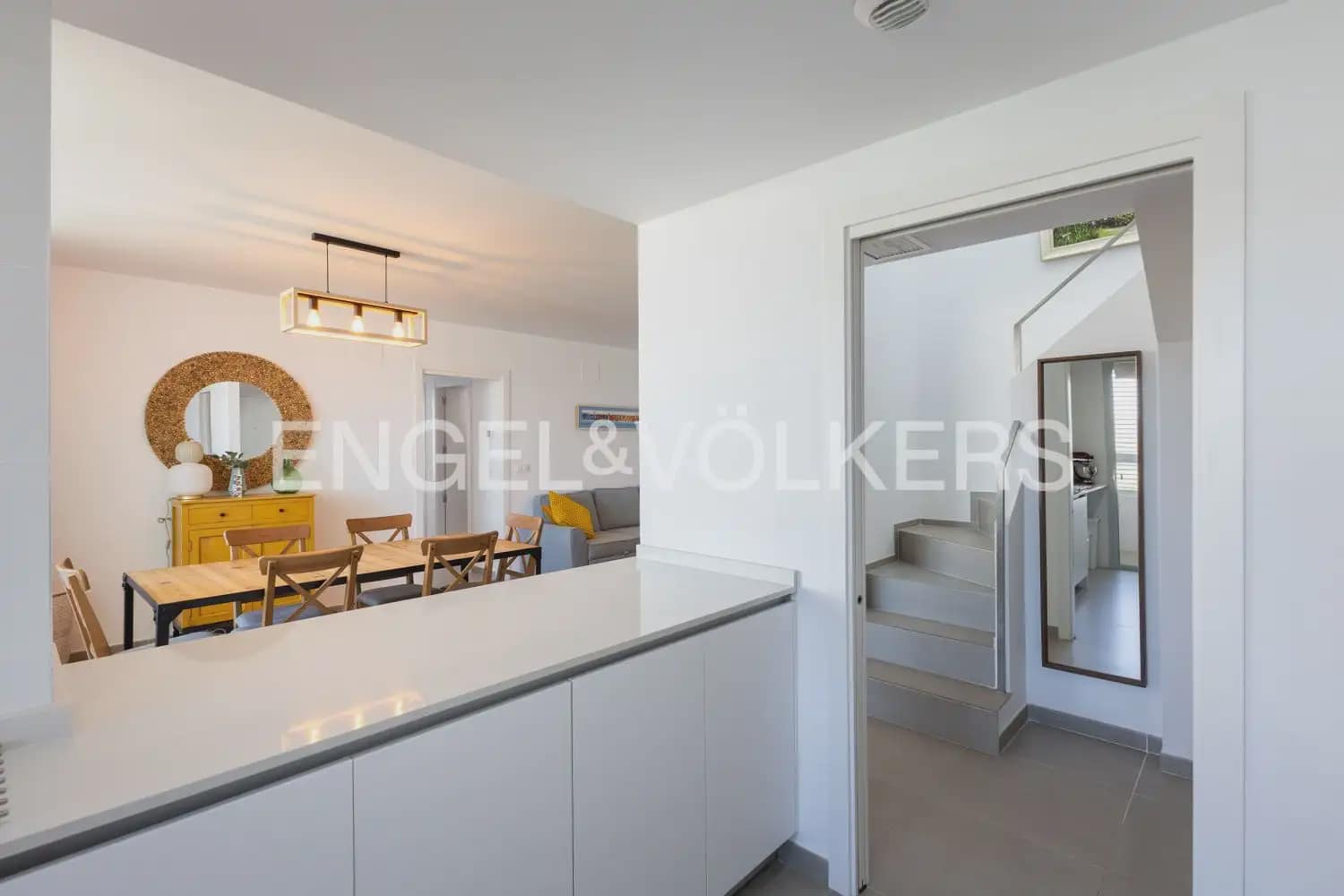 3 slaapkamer Penthouse te huur in Javea / Xabia met zwembad garage - € 2.600 (Ref: 10044168)