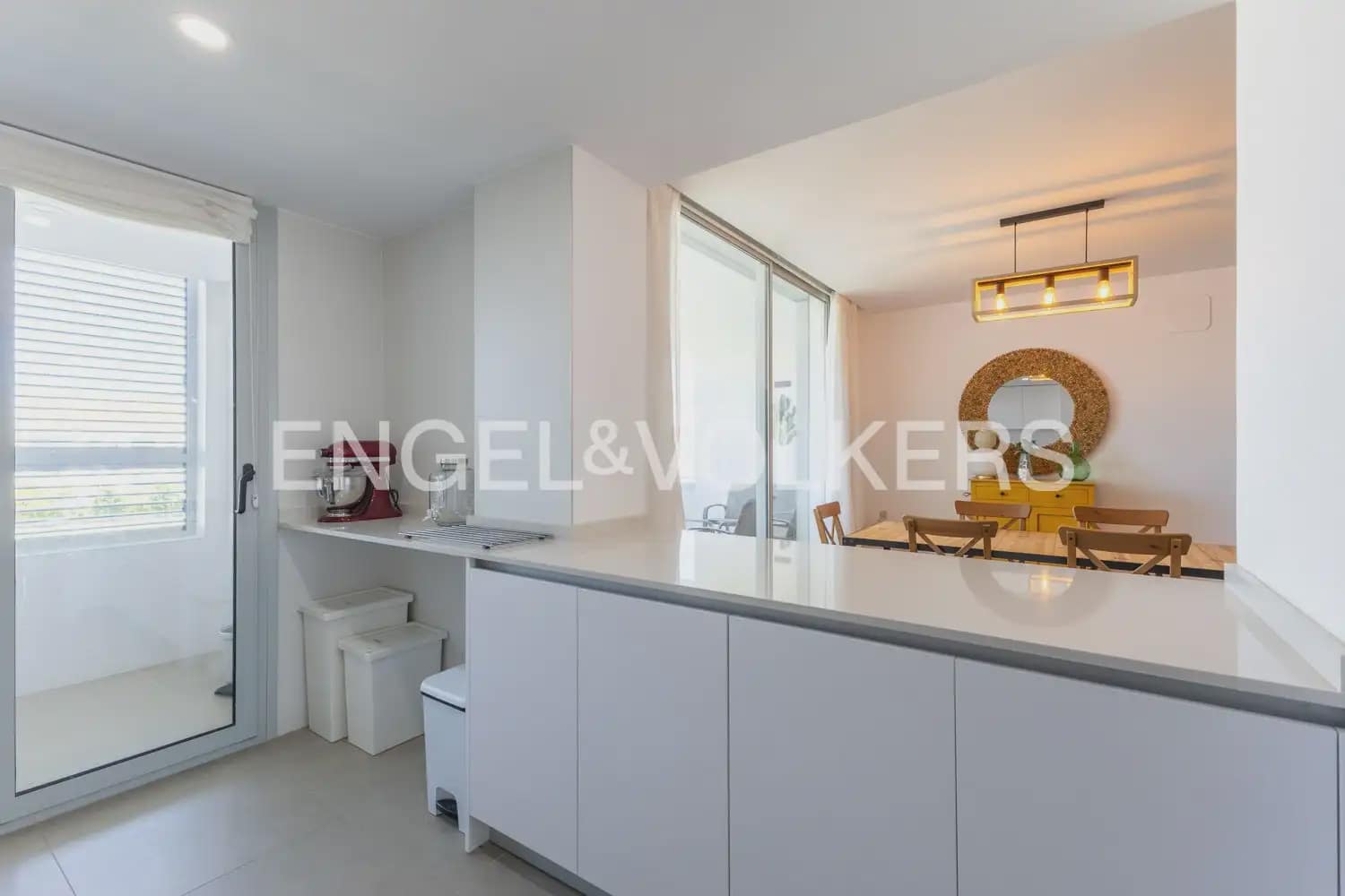 3 slaapkamer Penthouse te huur in Javea / Xabia met zwembad garage - € 2.600 (Ref: 10044168)