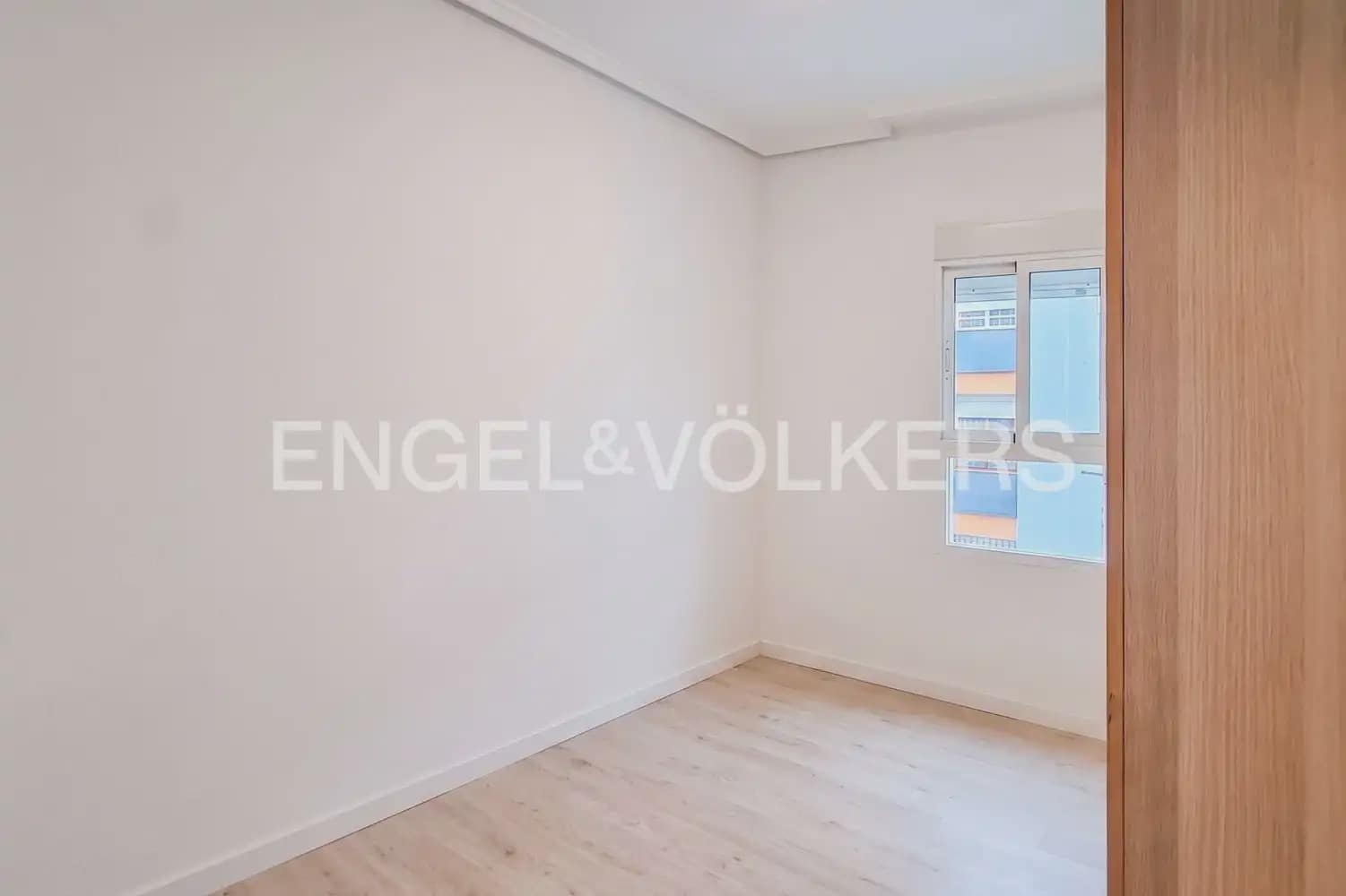 3 makuuhuone Asunto vuokrattavana paikassa Valencia kaupunki - 1 500 € (Ref: 10044216)