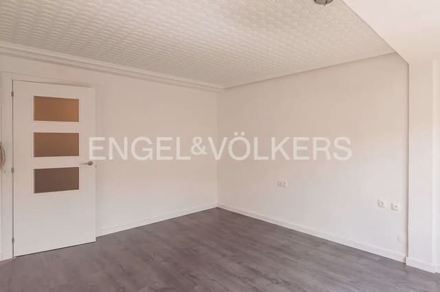 3 makuuhuone Asunto vuokrattavana paikassa Mestalla, Valencia kaupunki - 1 500 € (Ref: 10044216)