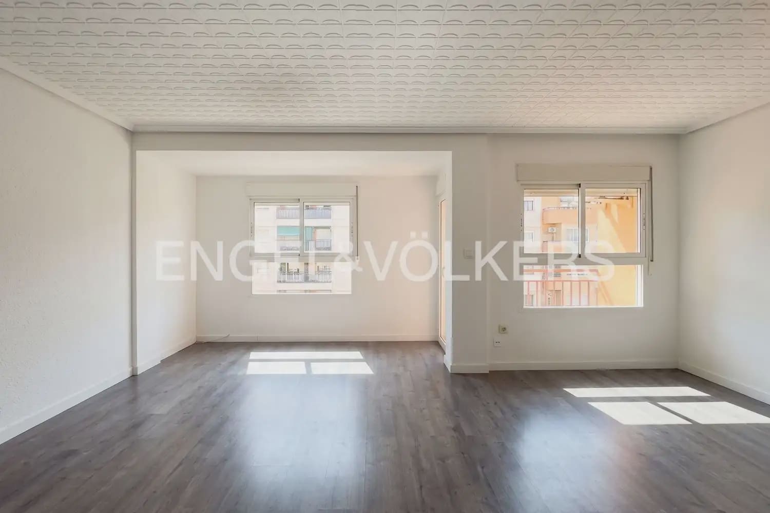 3 makuuhuone Asunto vuokrattavana paikassa Valencia kaupunki - 1 500 € (Ref: 10044216)